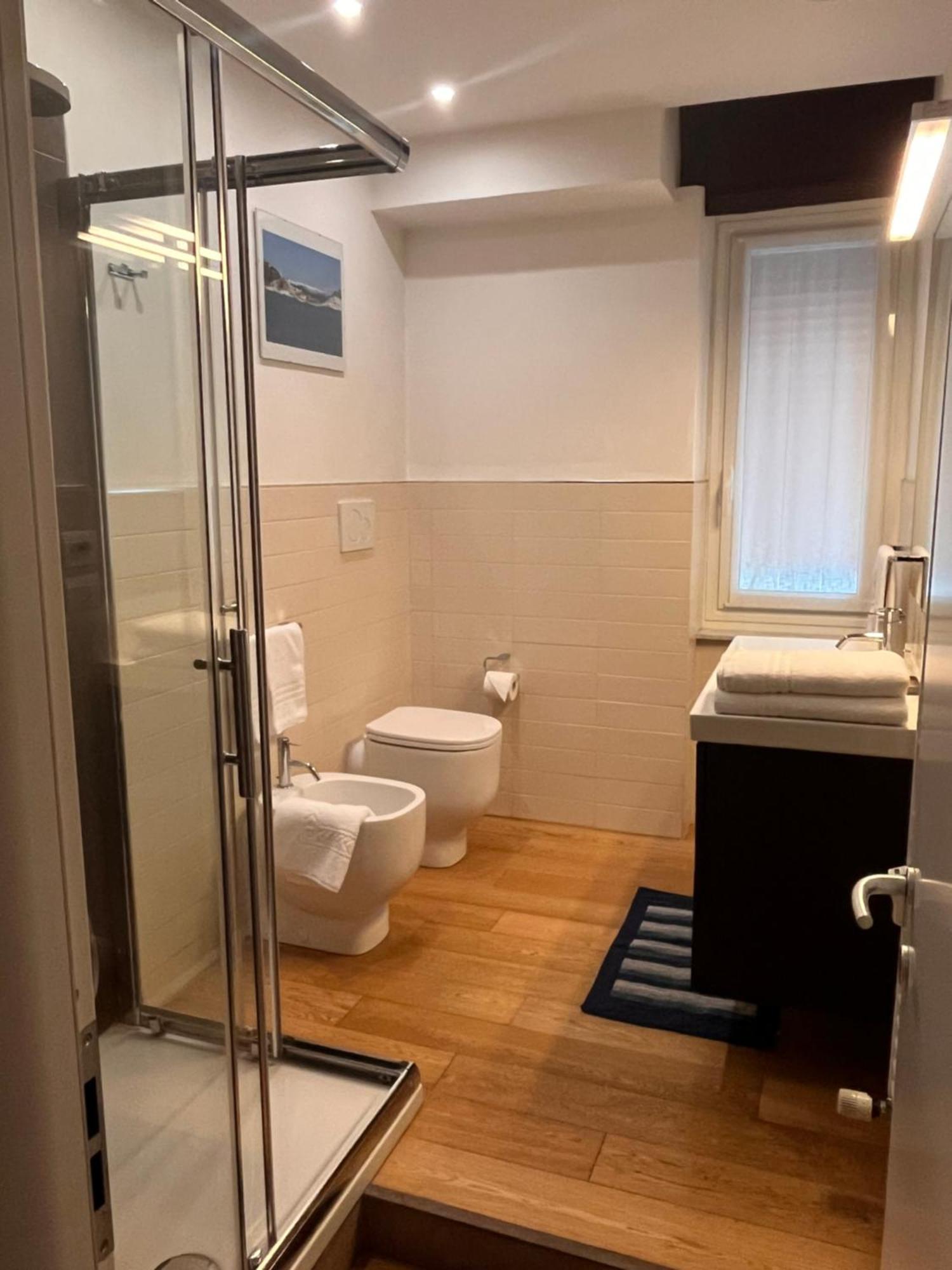 Chez Andrea Apartment ลาสเปเซีย ภายนอก รูปภาพ