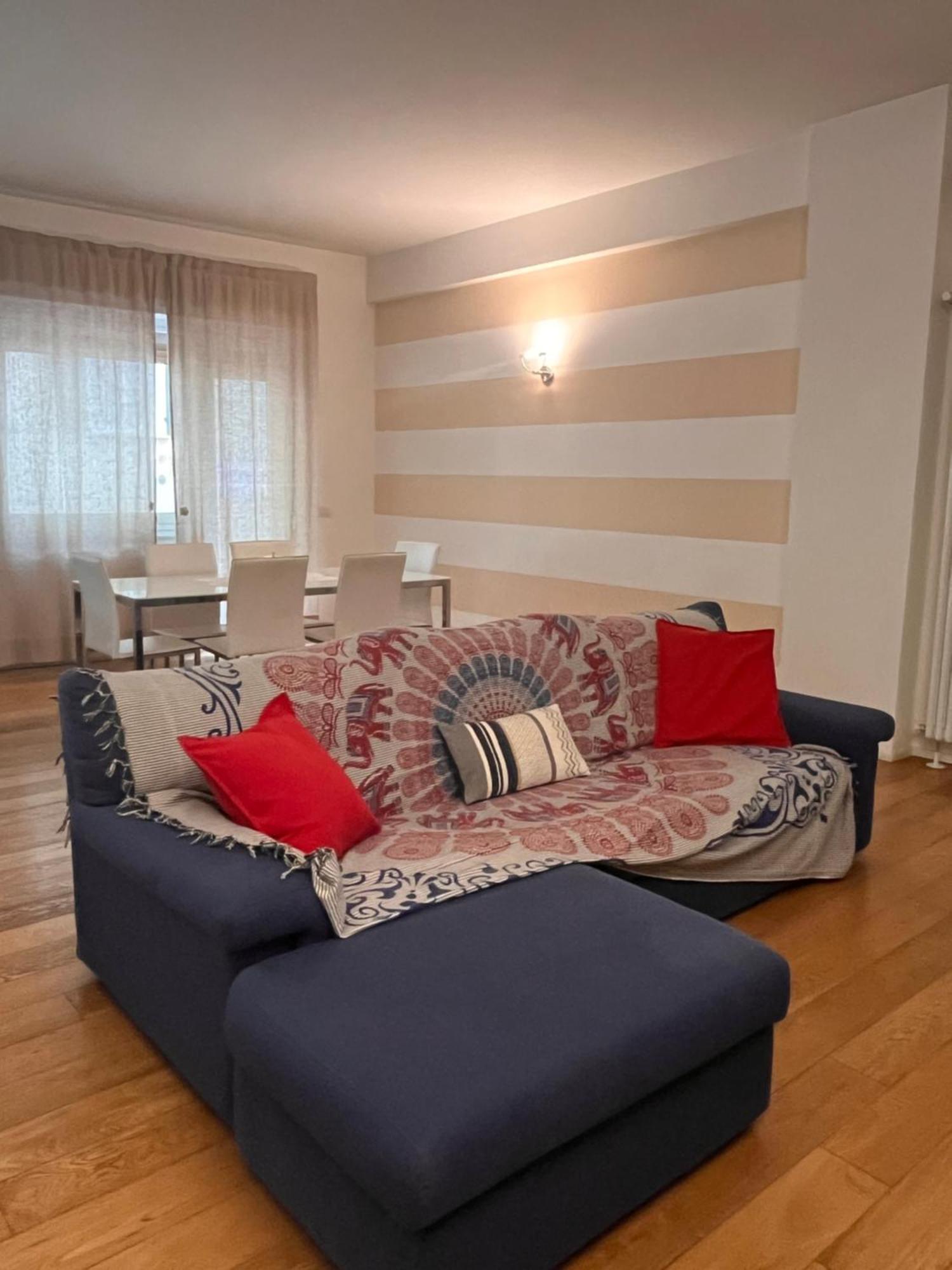 Chez Andrea Apartment ลาสเปเซีย ภายนอก รูปภาพ