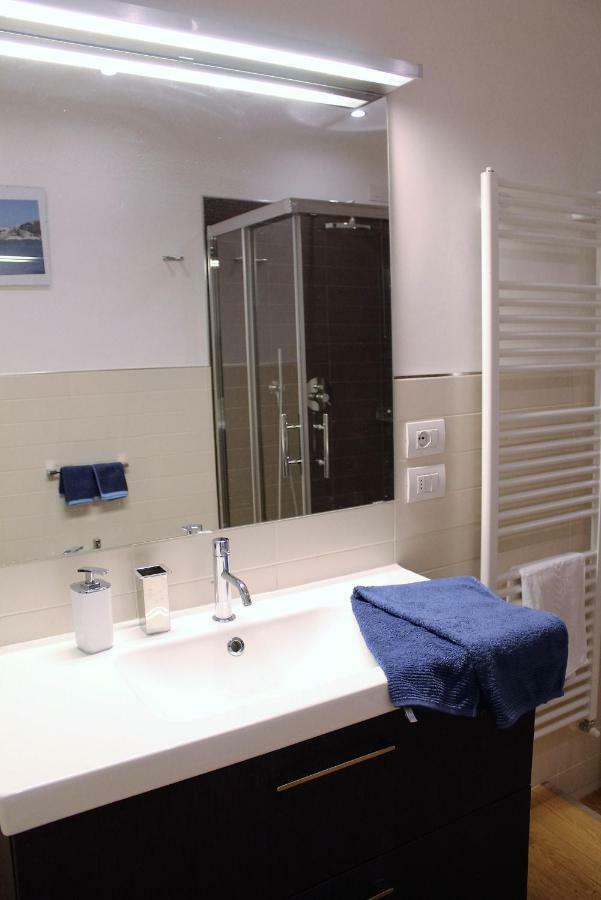 Chez Andrea Apartment ลาสเปเซีย ภายนอก รูปภาพ