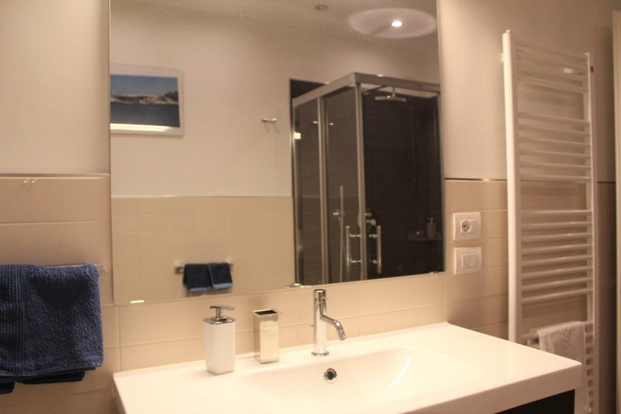 Chez Andrea Apartment ลาสเปเซีย ภายนอก รูปภาพ